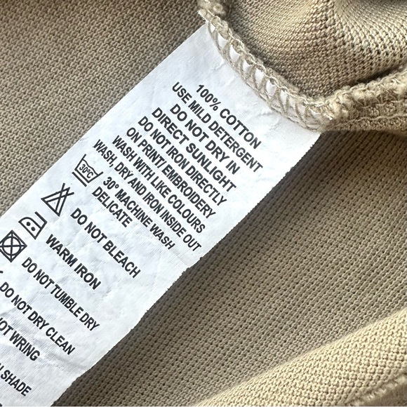 United Colors Of Benetton T Shirt Size XL Spell Out Graphic Tan - Picture 4 of 6